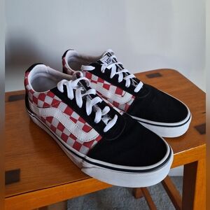 Vans Old Skool Black/Red/White Checkered Sneakers Women's Size 7.5
